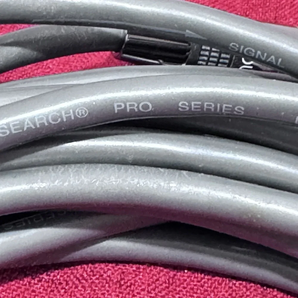AR Acoustic Research Pro Series Directional Balanced Audio Cable 25 Ft. Gold Pla